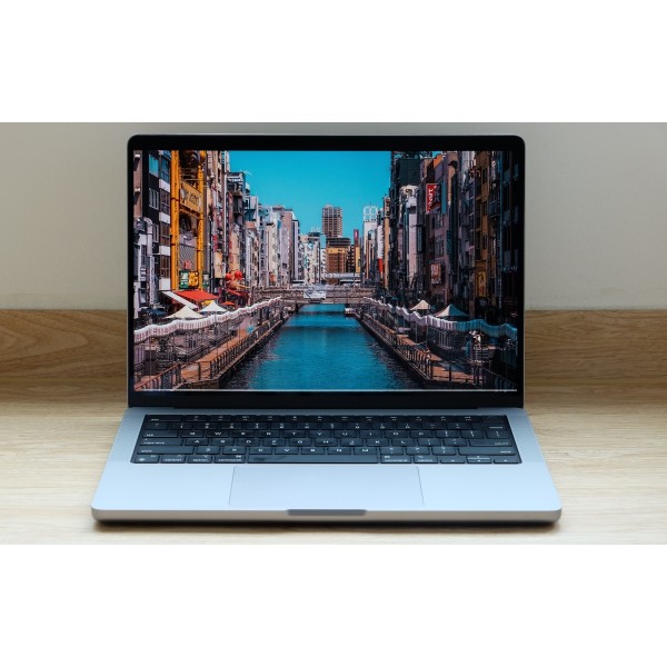 Macbook pro a2779 m2/16gb/512gb 2023m. 14 colių